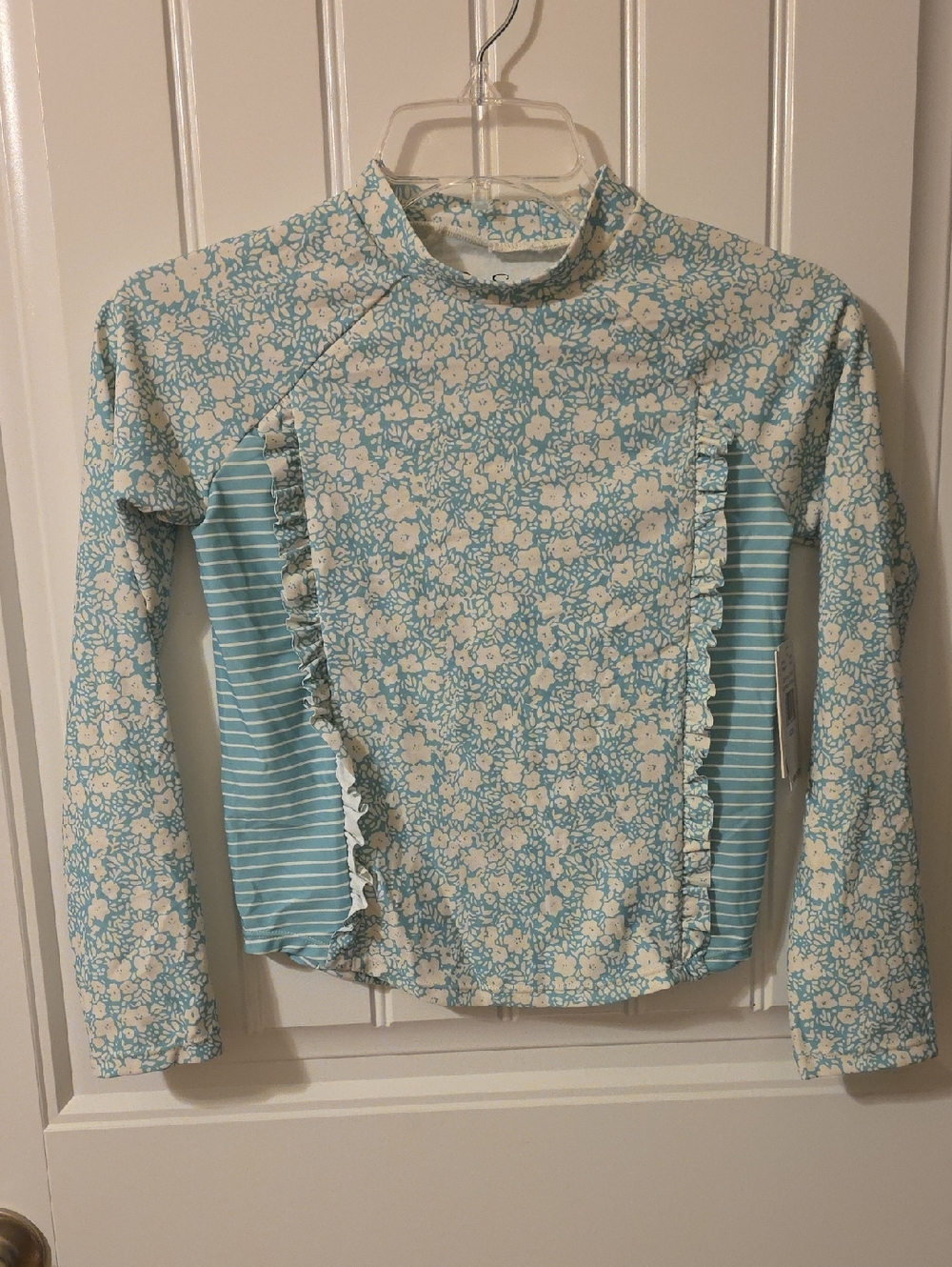 Jessica Simpsons Girls Rashguard Top